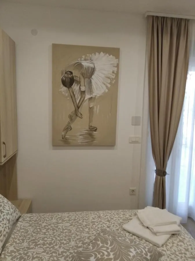 Apartman Nespula 2 Kastela